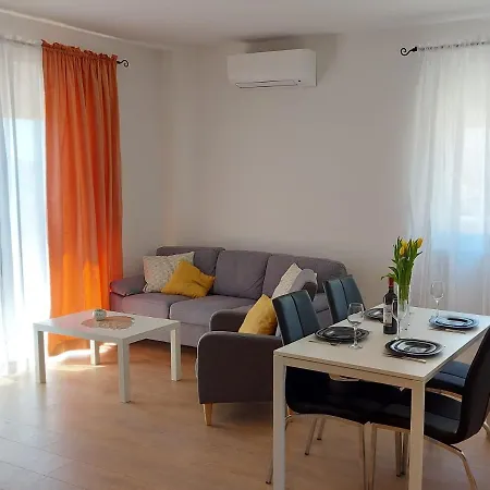 Eden Apartment