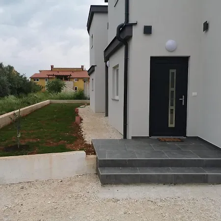 Eden * Vodnjan